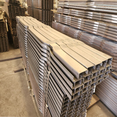 3-Bend W Type Trailer Cross Member