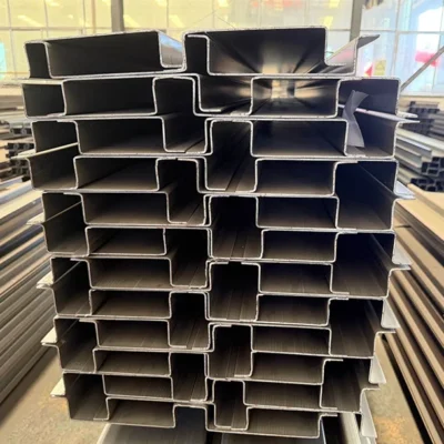 Column 18×2.5×7.25m